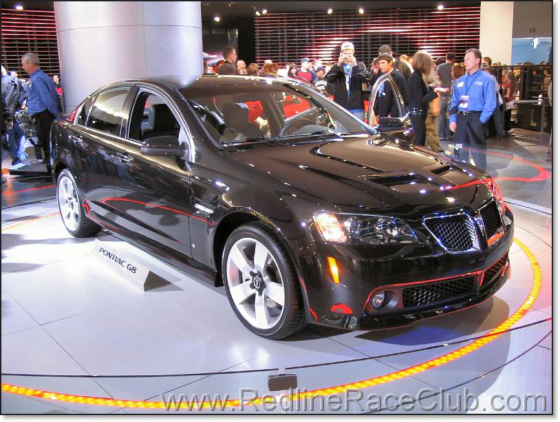 pontiac_g8_001